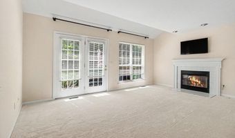2225 Green Valley Ct, Ann Arbor, MI 48103