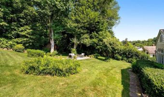 8108 BEECH TREE Rd, Bethesda, MD 20817