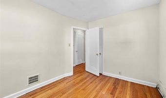 7910 Orchard Ave, Dearborn, MI 48126