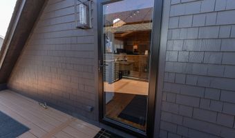 48 Swan Ave A, Old Lyme, CT 06371