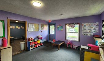 406 S Main St, Archie, MO 64725