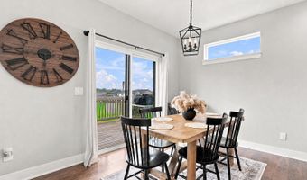1812 Roebling Rd, Adel, IA 50003