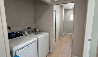 135 Kakahiaka St, Kailua, HI 96734