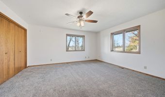 3 Debra Cir, Augusta, KS 67010