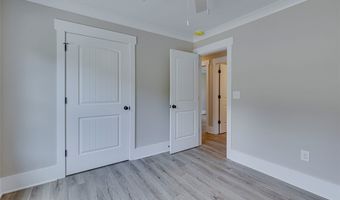 125 Hidden Lake Dr, Anderson, SC 29625