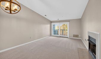 44084 NATALIE Ter 301, Ashburn, VA 20147