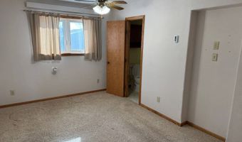 613 Vera St, Bottineau, ND 58318