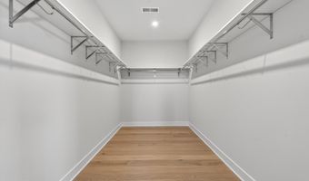 881 N MANCHESTER St, Arlington, VA 22205