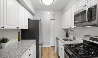 8316 TOBIN Rd 8316-11, Annandale, VA 22003