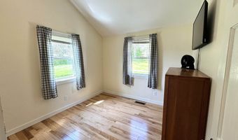 144 Lake Morey Rd, Bradford, VT 05033