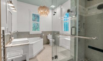 27 Chapel Hill Rd, Bay St. Louis, MS 39520