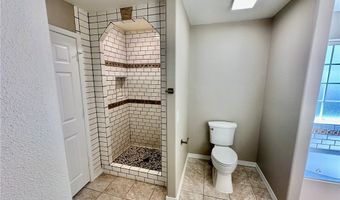 6 Roessler Ln, Bella Vista, AR 72715