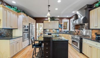 3031 Bayberry Rd, Ames, IA 50014