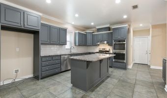 5326 Trents Pl, Baton Rouge, LA 70817