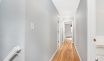 5 Austin Rd, Amherst, NH 03031