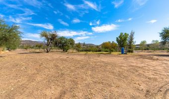 33795 S PARK Ln, Black Canyon City, AZ 85324