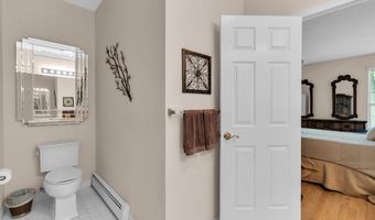 90 Sandpiper Dr, Bayville, NJ 08721