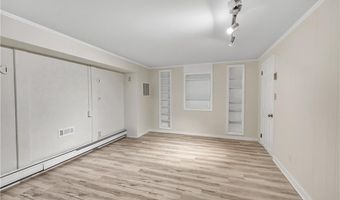8 Sojo Rd Legal In-Law, Brookfield, CT 06804