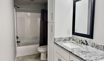303 Oak Grove Dr, Bardstown, KY 40004