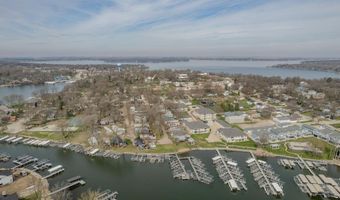 92 Rohr St #5, Arnolds Park, IA 51331