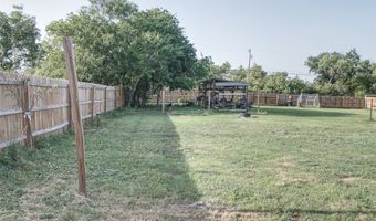 941 Central St, Albany, TX 76430