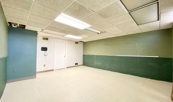 8 COMMONWEALTH Ave, Claymont, DE 19703