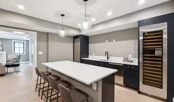 7805 CAYUGA Ave, Bethesda, MD 20817