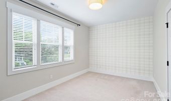 3030 Attaberry Dr, Charlotte, NC 28205