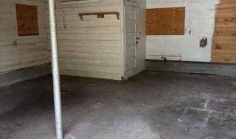 417 S Lincoln Ave, Aurora, MO 65605