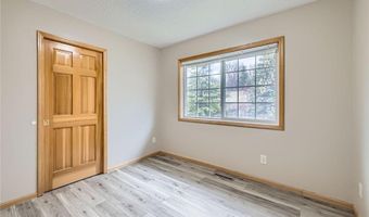 12740 Eveleth Path, Apple Valley, MN 55124