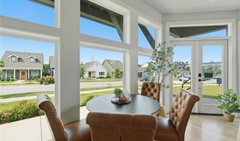 825 NE Heights Ln, Bentonville, AR 72712
