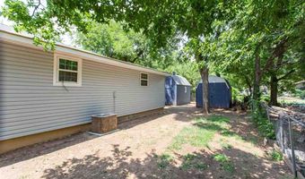 427 W COLLEGE St, Burkburnett, TX 76354