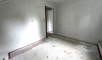 127 Dewey St, Bennington, VT 05201
