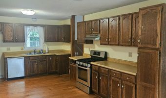 48 Harbor Rd, Colchester, CT 06415