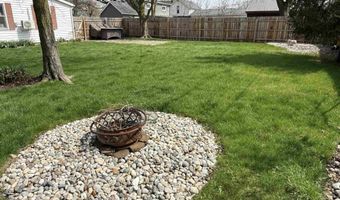 256 W Hoosier St, Berne, IN 46711
