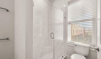 2505 MAIN LINE Blvd, Alexandria, VA 22301