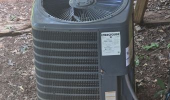 1006 Rainbow Dr, Albany, KY 42602