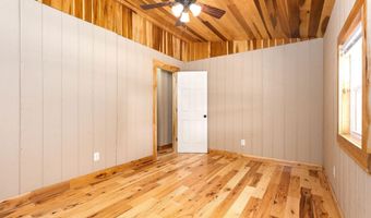 280 Kentucky 639, Albany, KY 42602