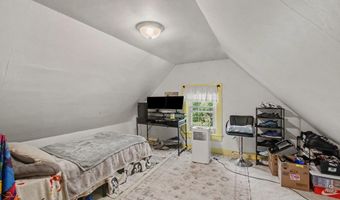210 Pine St, Allegan, MI 49010