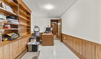 355 W Avon Rd, Avon, CT 06001