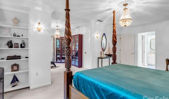8 Sunny Ridge Dr, Asheville, NC 28804