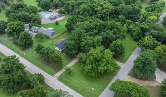 1701 E Chestnut Ave, Arkansas City, KS 67005