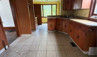1631 W 8th St, Ashtabula, OH 44004