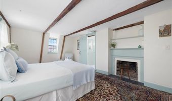 27 William St, Newport, RI 02840