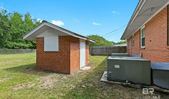 301 E Craig St, Atmore, AL 36502