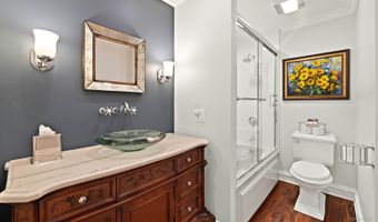 77 S Evergreen Ave 1103, Arlington Heights, IL 60005