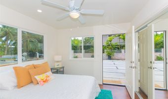 437 Kawailoa Rd, Kailua, HI 96734