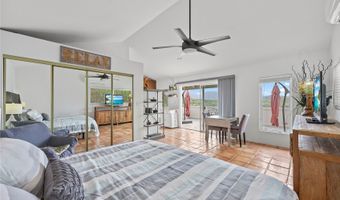 1461 Aunauna St, Kailua, HI 96734