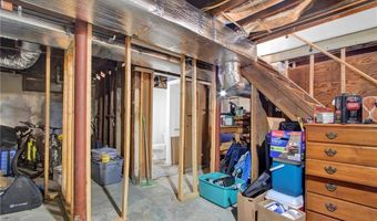 40 Rosner Ave, North Providence, RI 02904