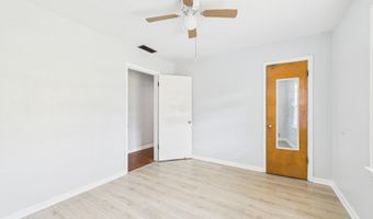 916 Alhambra Dr, Anderson, IN 46012